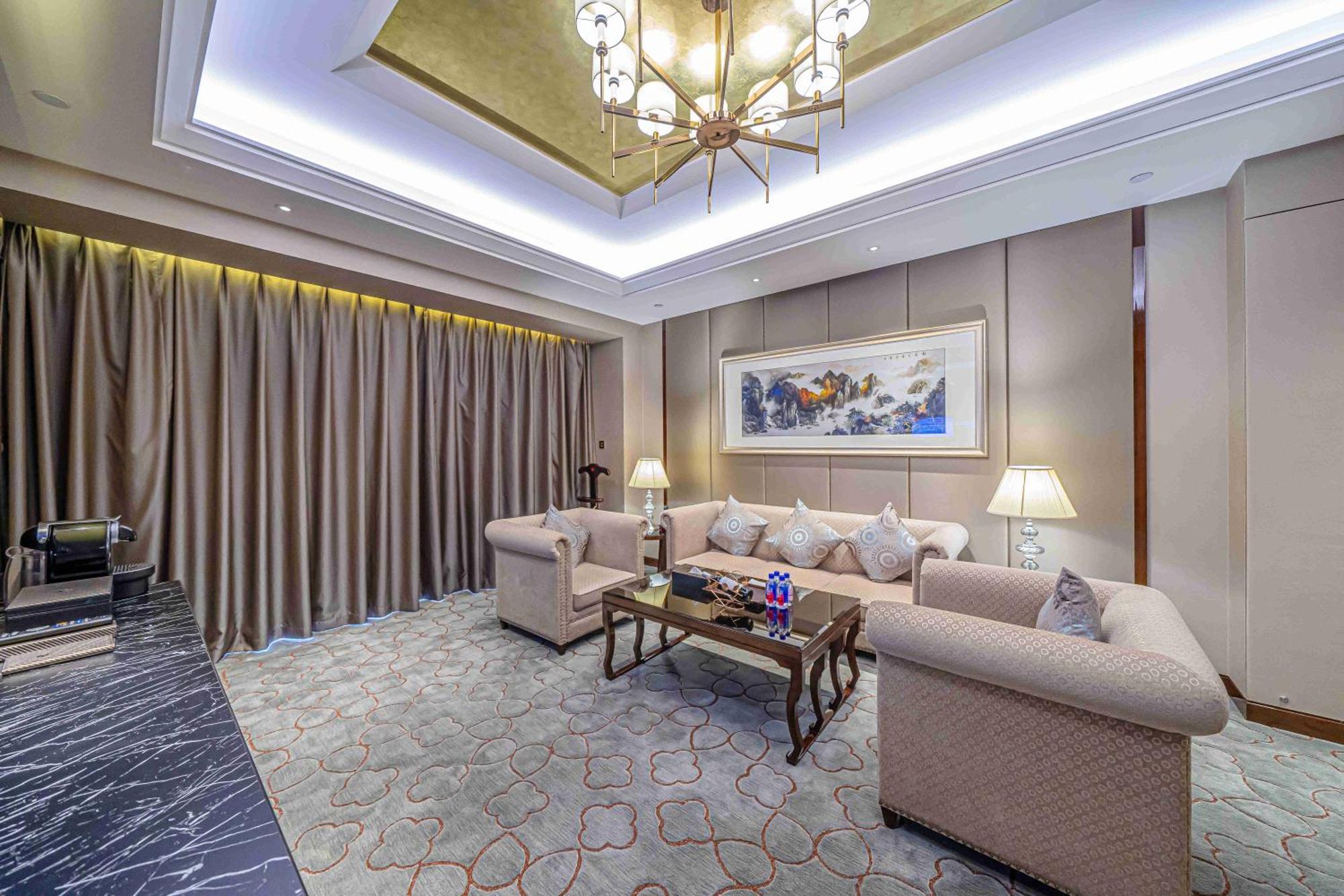 Zhaolin Grand Hotel Beijing Bagian luar foto