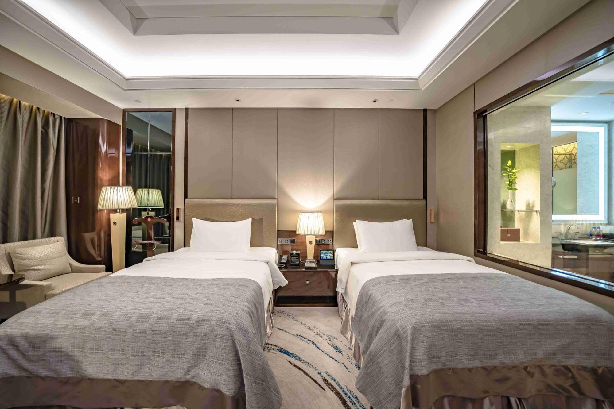 Zhaolin Grand Hotel Beijing Bagian luar foto